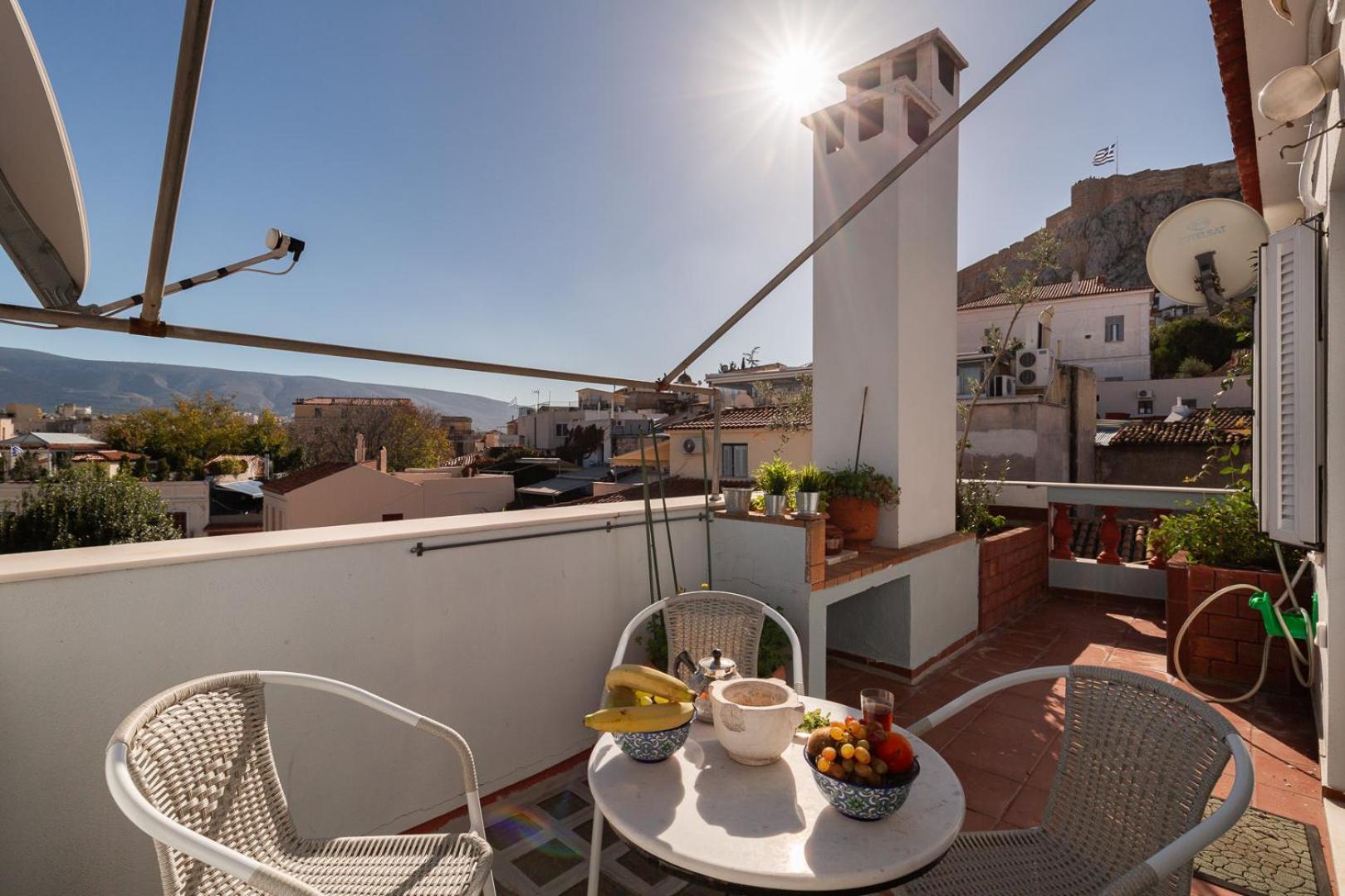 Athenian Getaway In Plaka With Acropolis View By Athenian Homes Appartement *