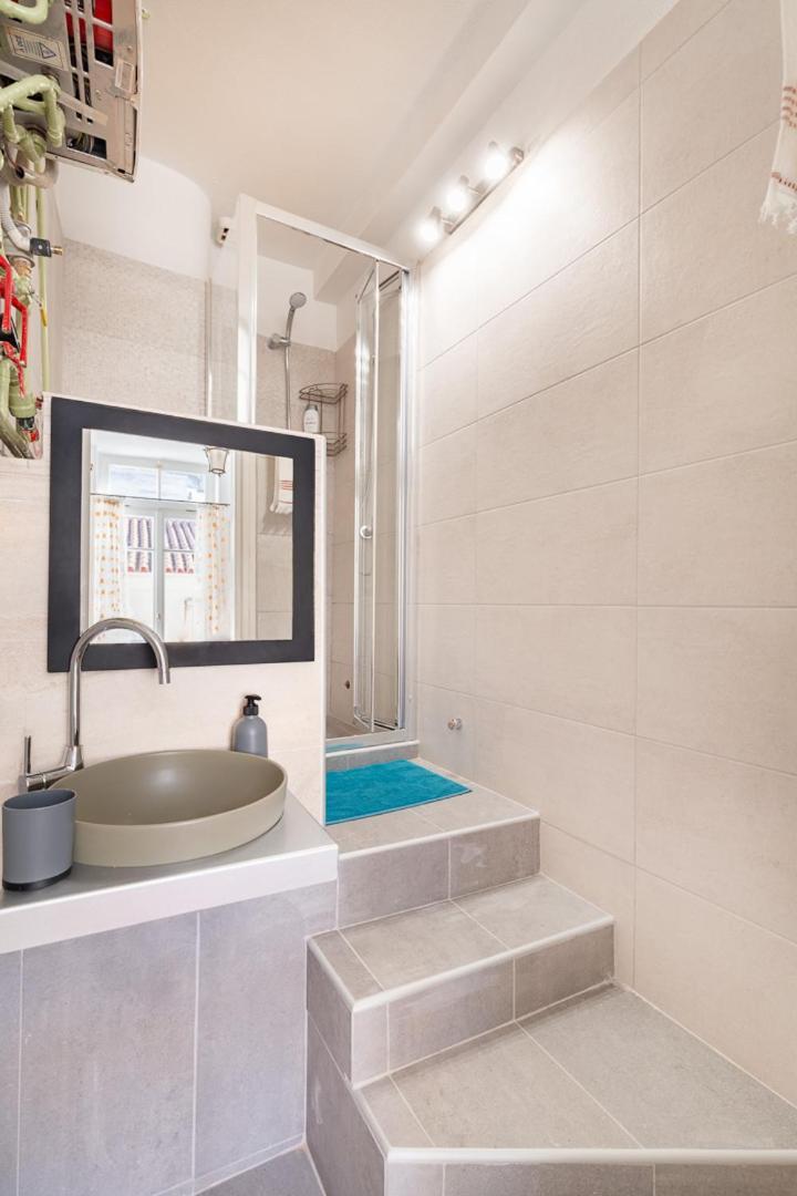 Athenian Getaway In Plaka With Acropolis View By Athenian Homes * Athene